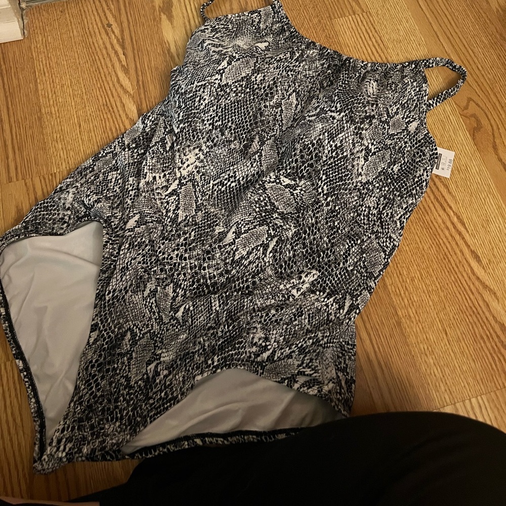 Plus size swimsuit from Walmart